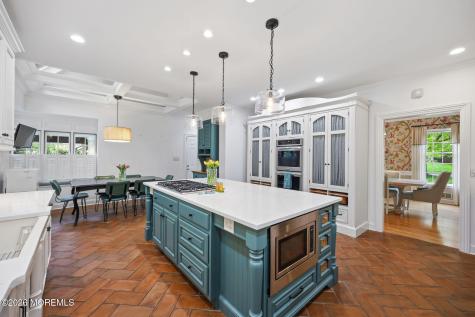 89 N Mitchell Place Little Silver NJ 07739