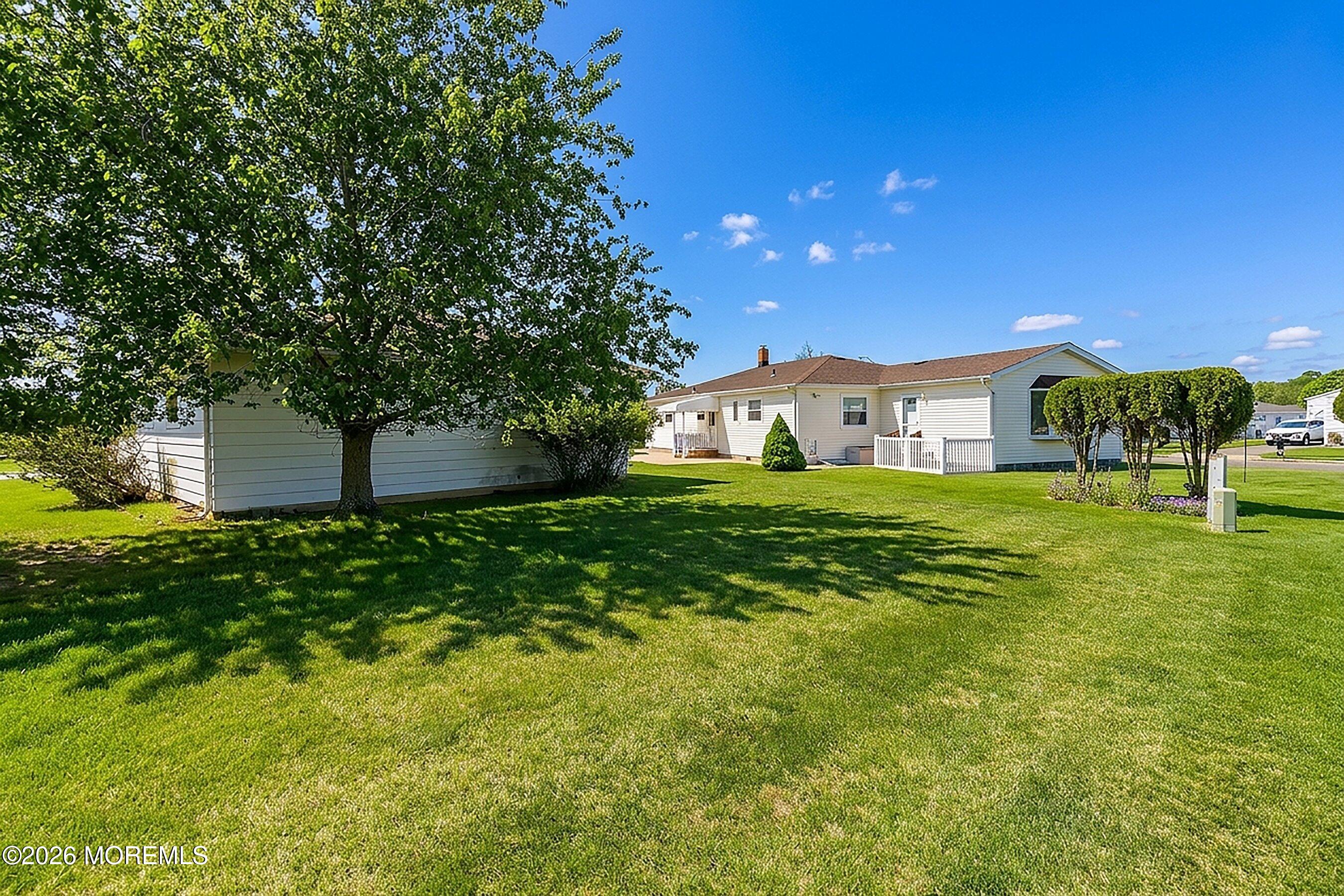 39 Corinth Place Toms River NJ 08755