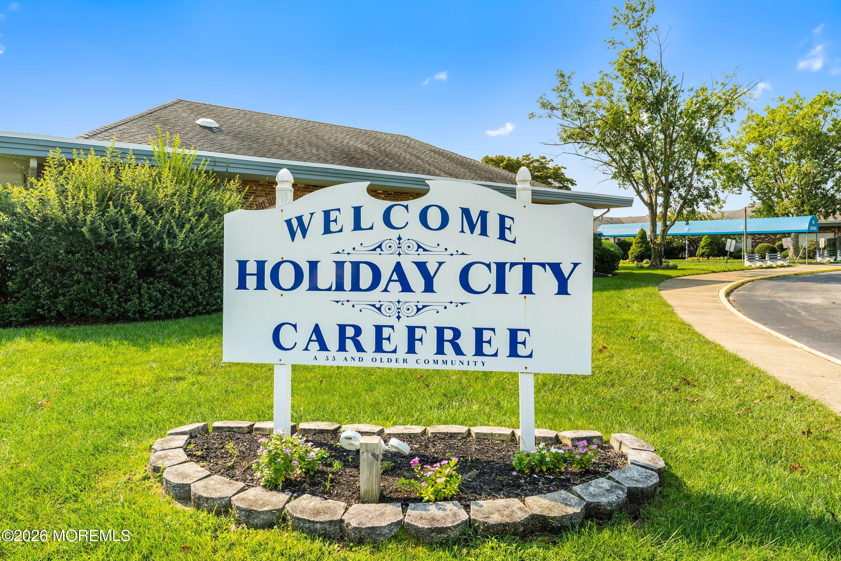39 Corinth Place Toms River NJ 08755
