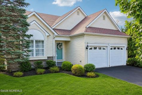 122 Skyline Drive Lakewood NJ 08701