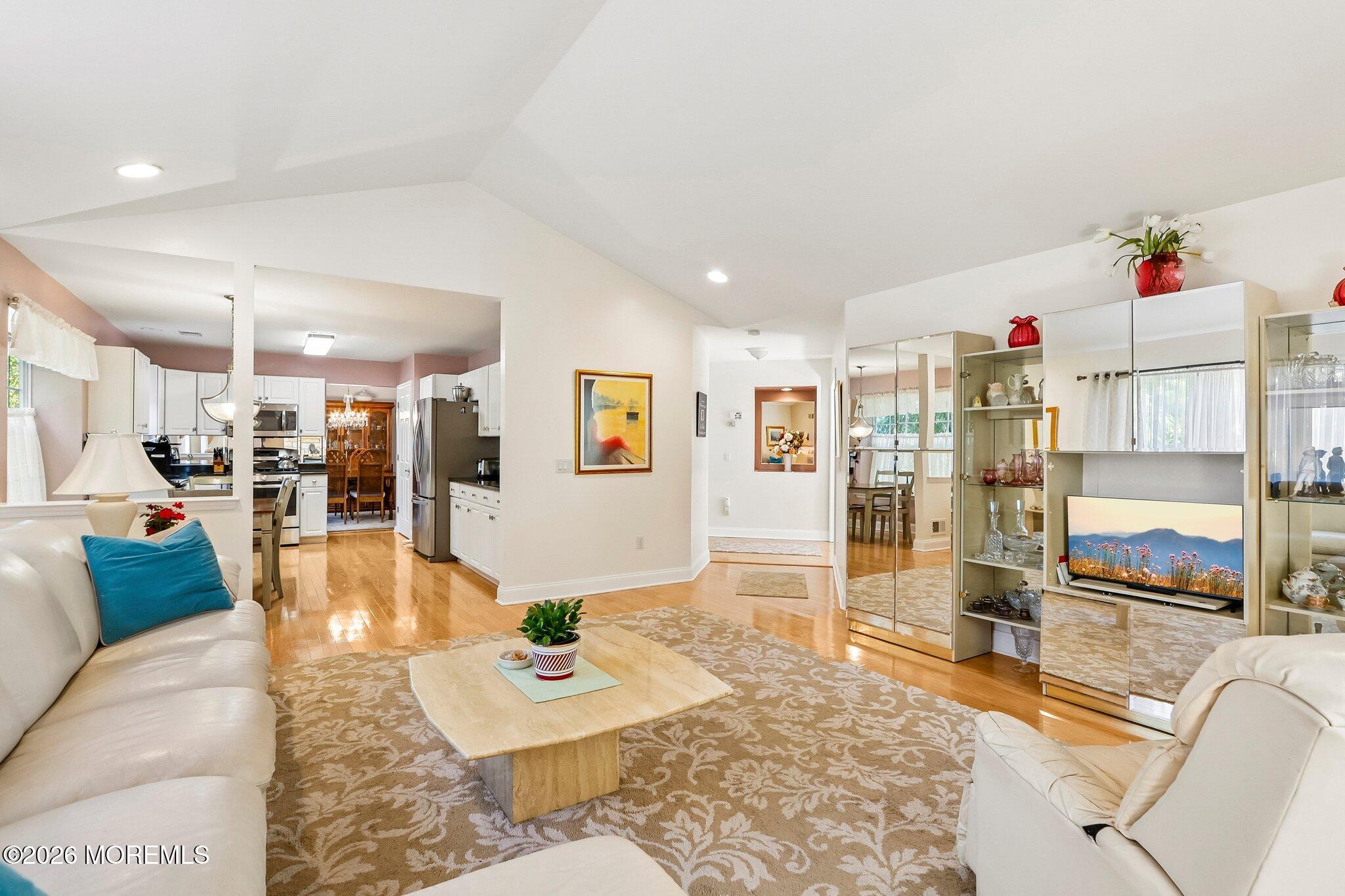 122 Skyline Drive Lakewood NJ 08701
