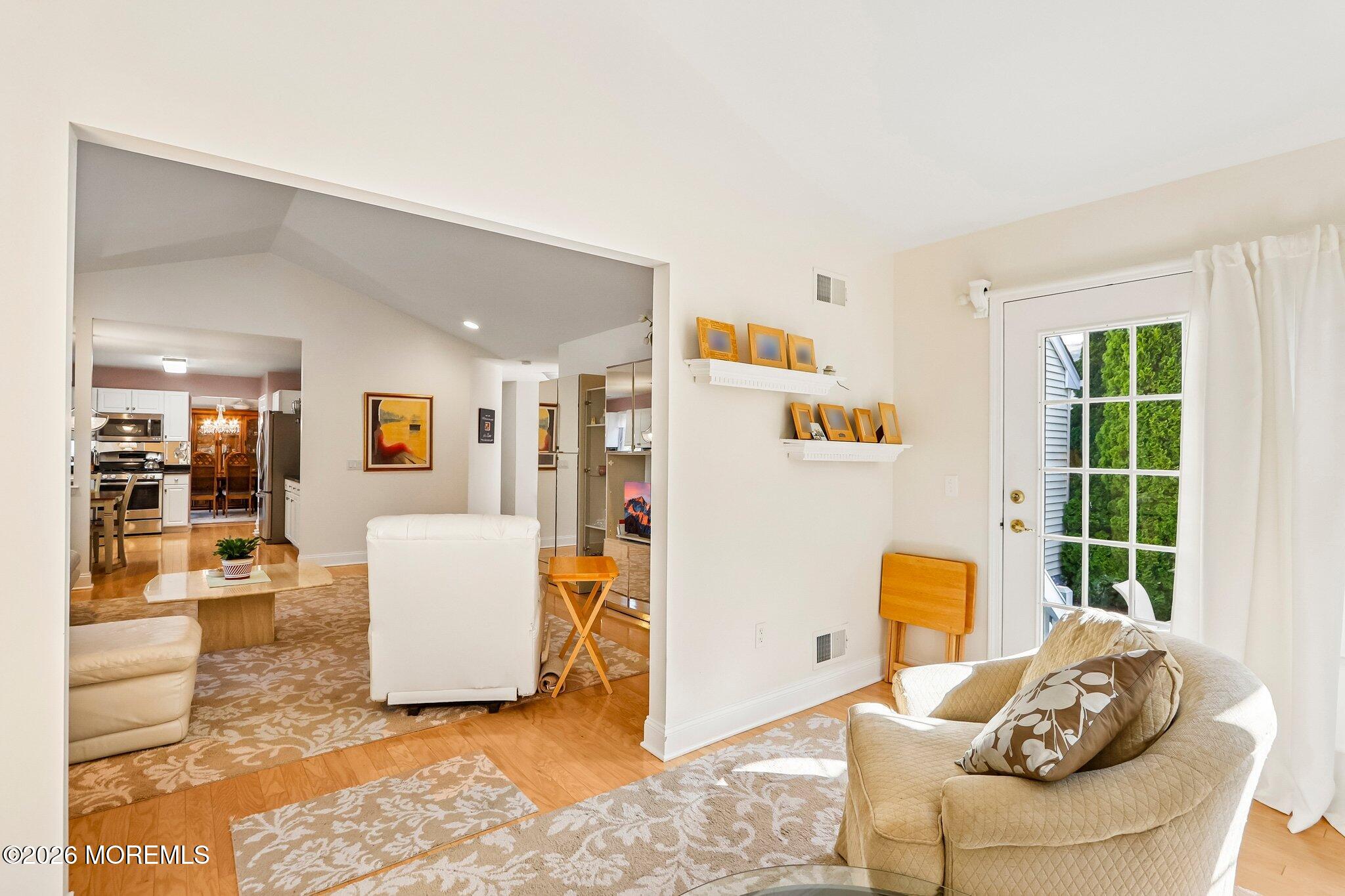 122 Skyline Drive Lakewood NJ 08701