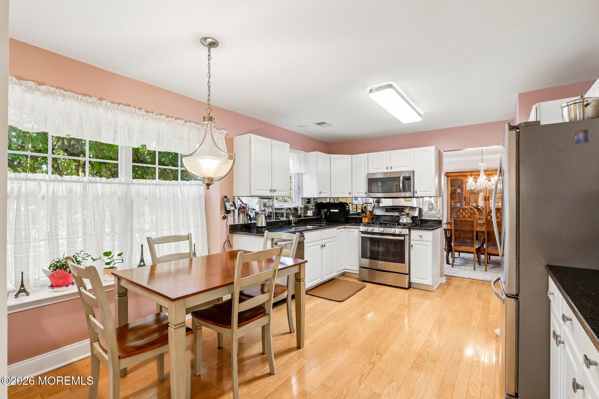 122 Skyline Drive Lakewood NJ 08701