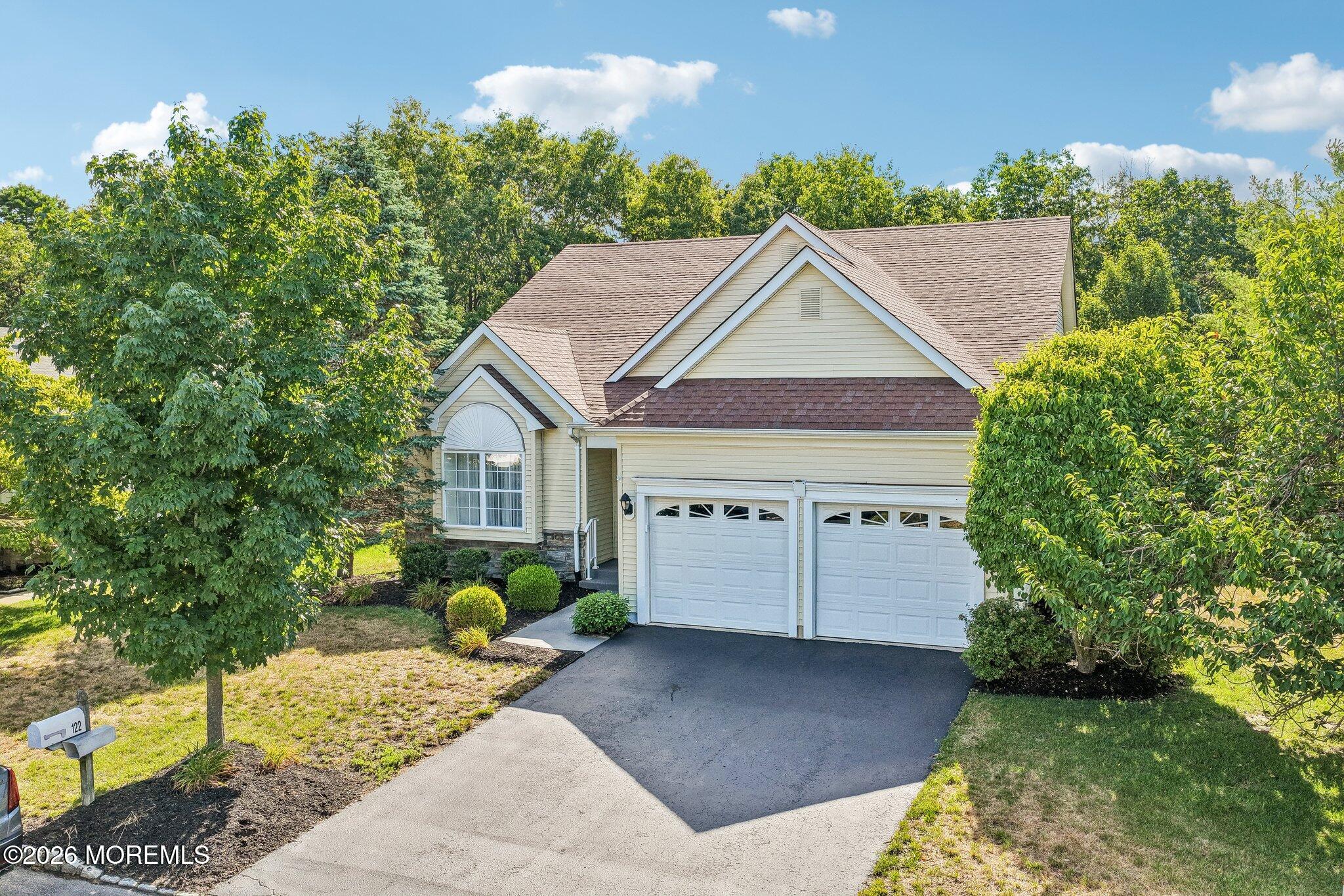 122 Skyline Drive Lakewood NJ 08701