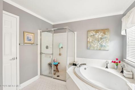 122 Skyline Drive Lakewood NJ 08701