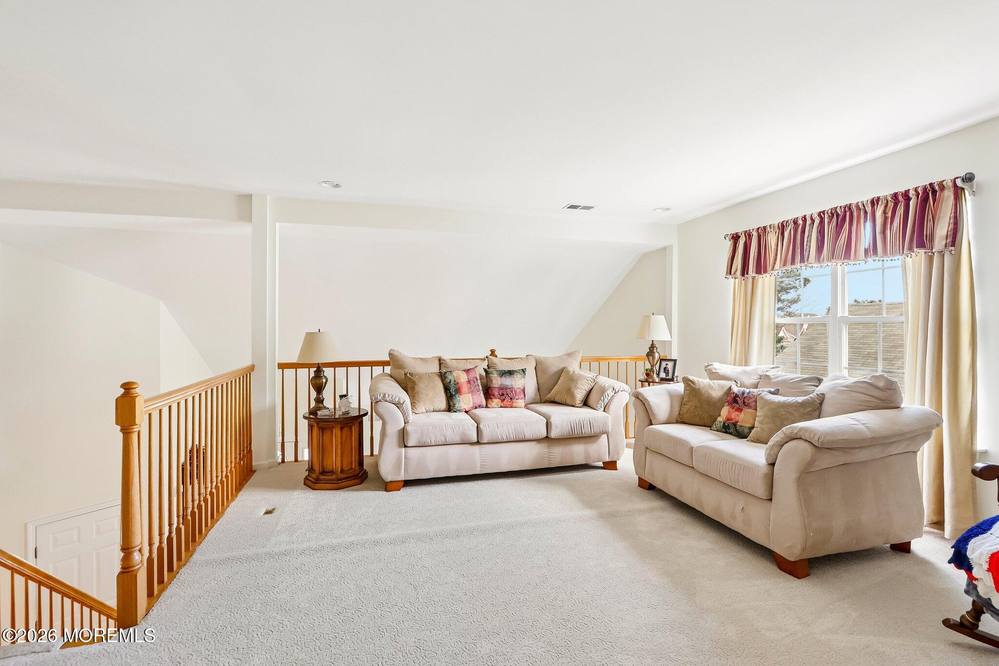 122 Skyline Drive Lakewood NJ 08701