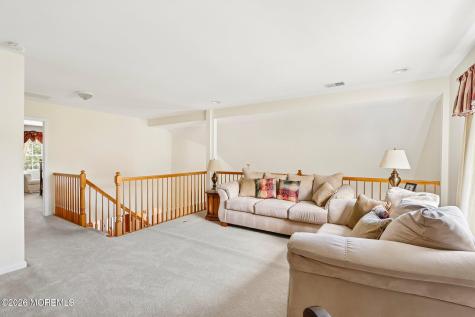 122 Skyline Drive Lakewood NJ 08701