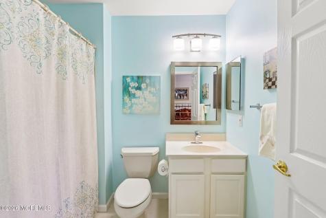 122 Skyline Drive Lakewood NJ 08701
