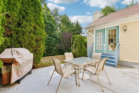 122 Skyline Drive Lakewood NJ 08701