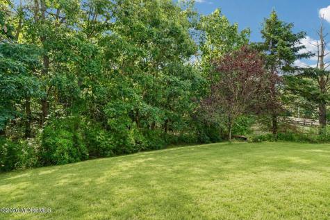 122 Skyline Drive Lakewood NJ 08701