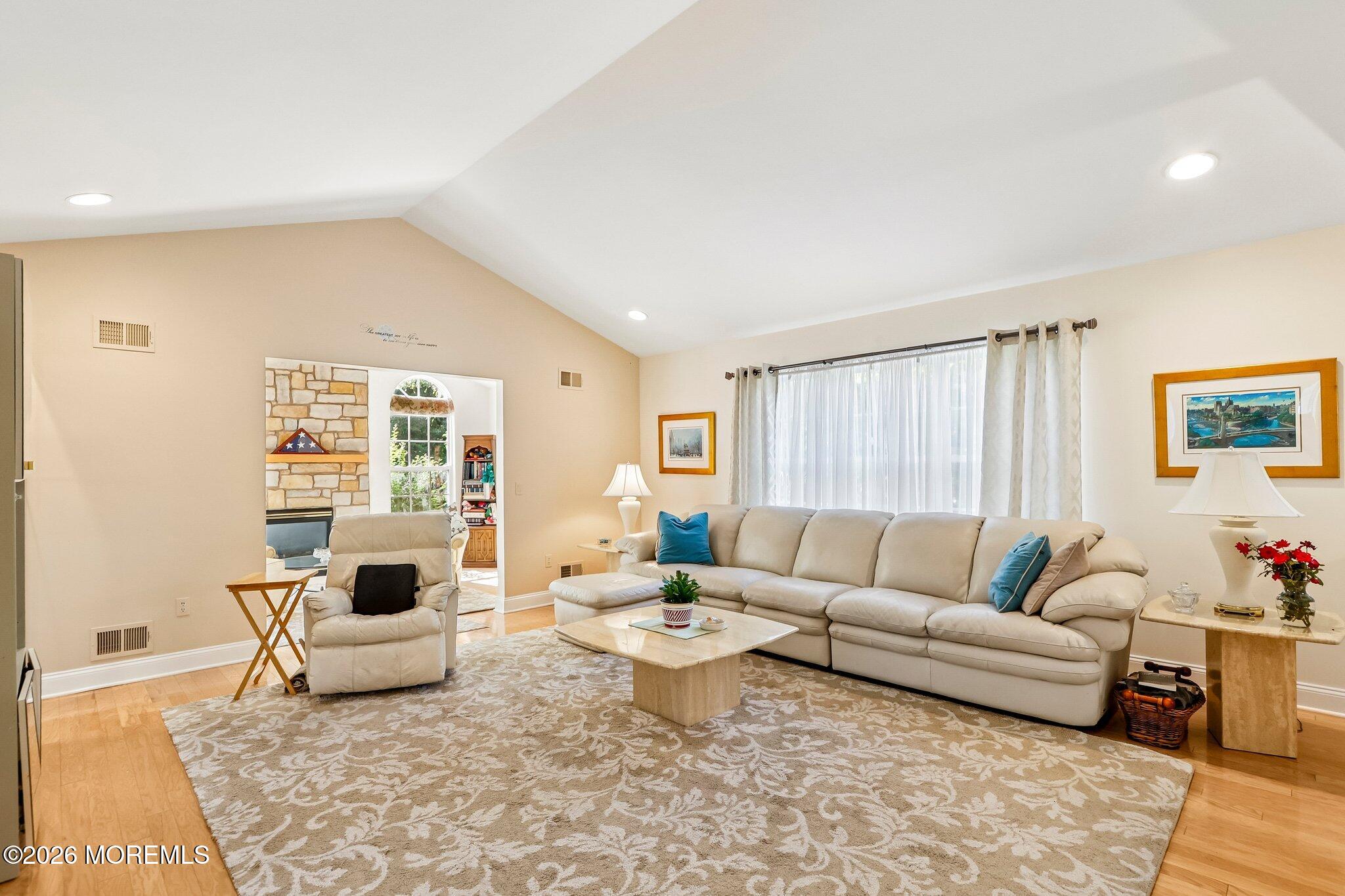 122 Skyline Drive Lakewood NJ 08701