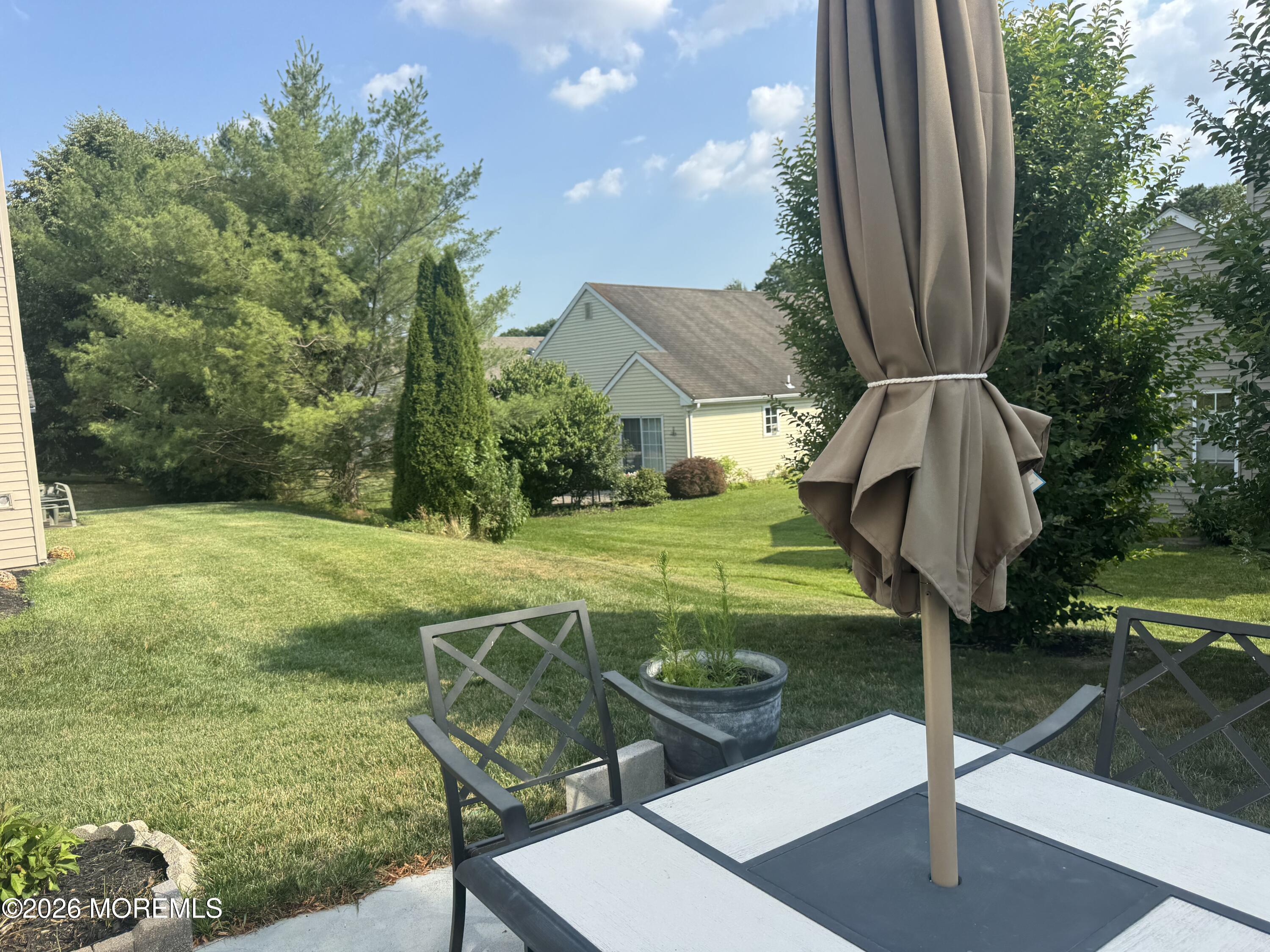 18 Skyline Drive Lakewood NJ 08701