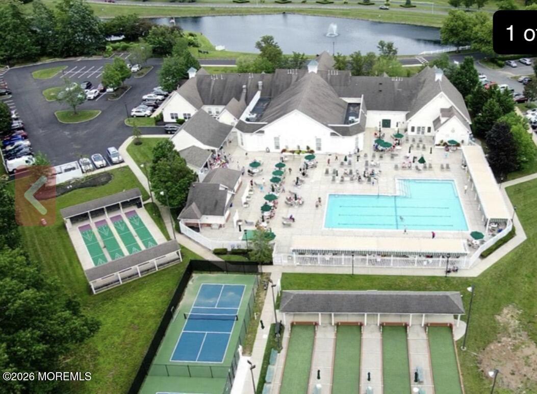 18 Skyline Drive Lakewood NJ 08701