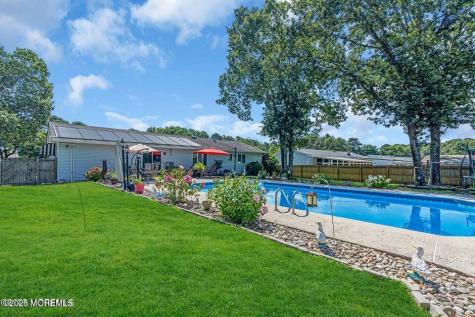 333 Savannah Road Toms River NJ 08757