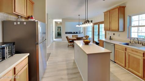 33 Mill Pond Road Jackson NJ 08527