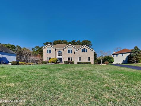 33 Mill Pond Road Jackson NJ 08527