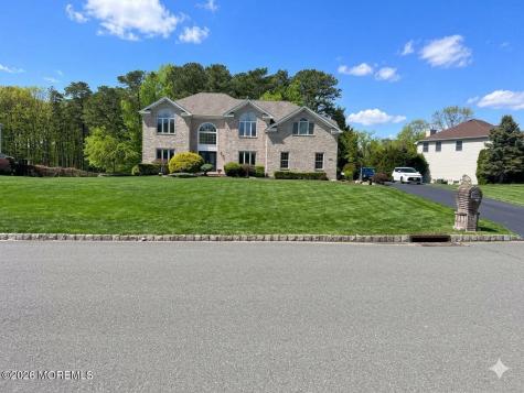 33 Mill Pond Road Jackson NJ 08527