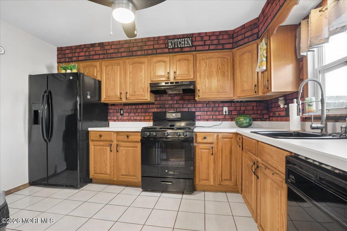 33 Monmouth Avenue North Middletown NJ 07748
