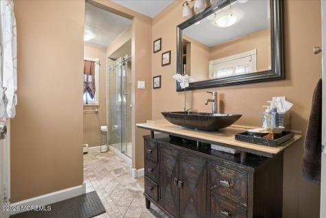 33 Monmouth Avenue North Middletown NJ 07748