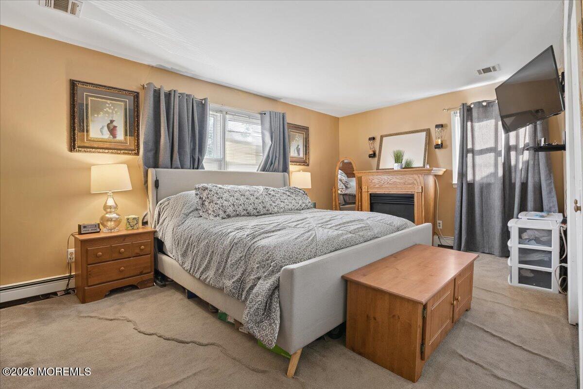 33 Monmouth Avenue North Middletown NJ 07748