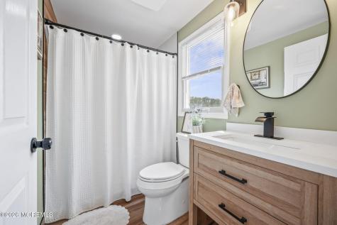 1 Parkview Way Englishtown NJ 07726