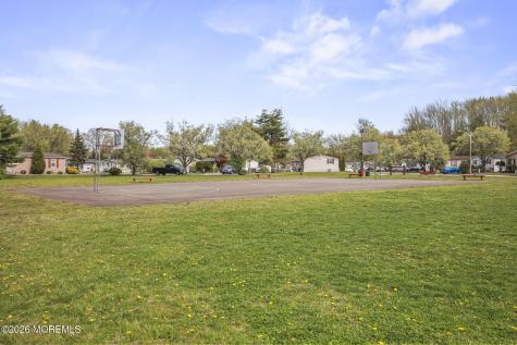 1 Parkview Way Englishtown NJ 07726