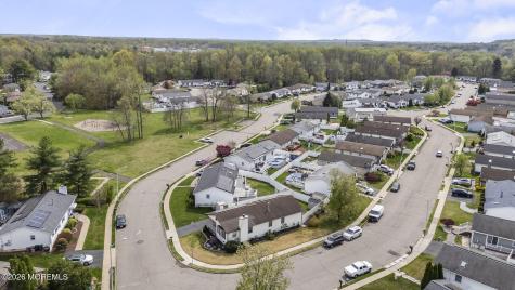1 Parkview Way Englishtown NJ 07726