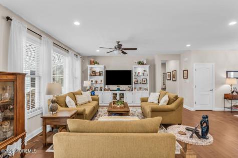 305 Glen Dornoch Lane Egg Harbor Twp NJ 08234