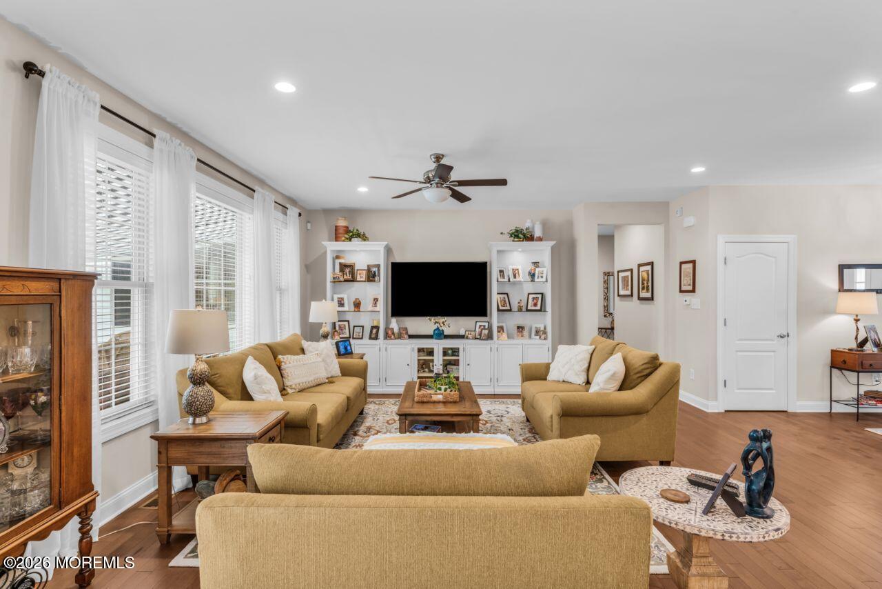305 Glen Dornoch Lane Egg Harbor Twp NJ 08234