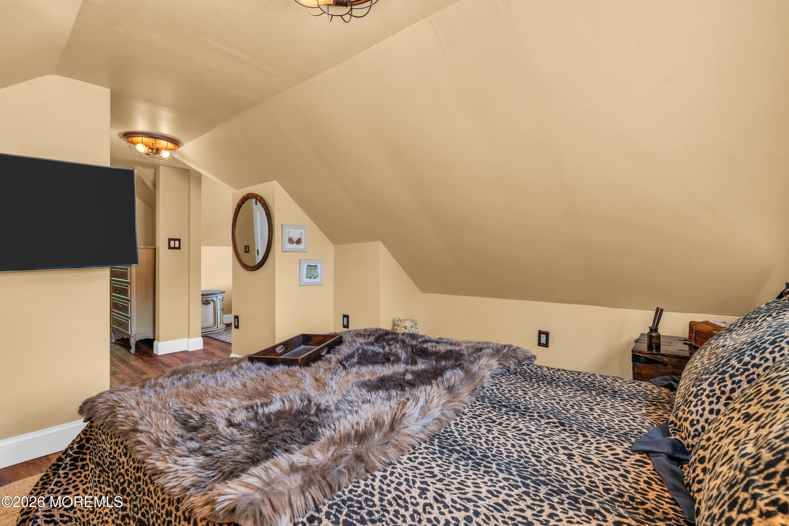 542 Clinton Avenue Belford NJ 07718