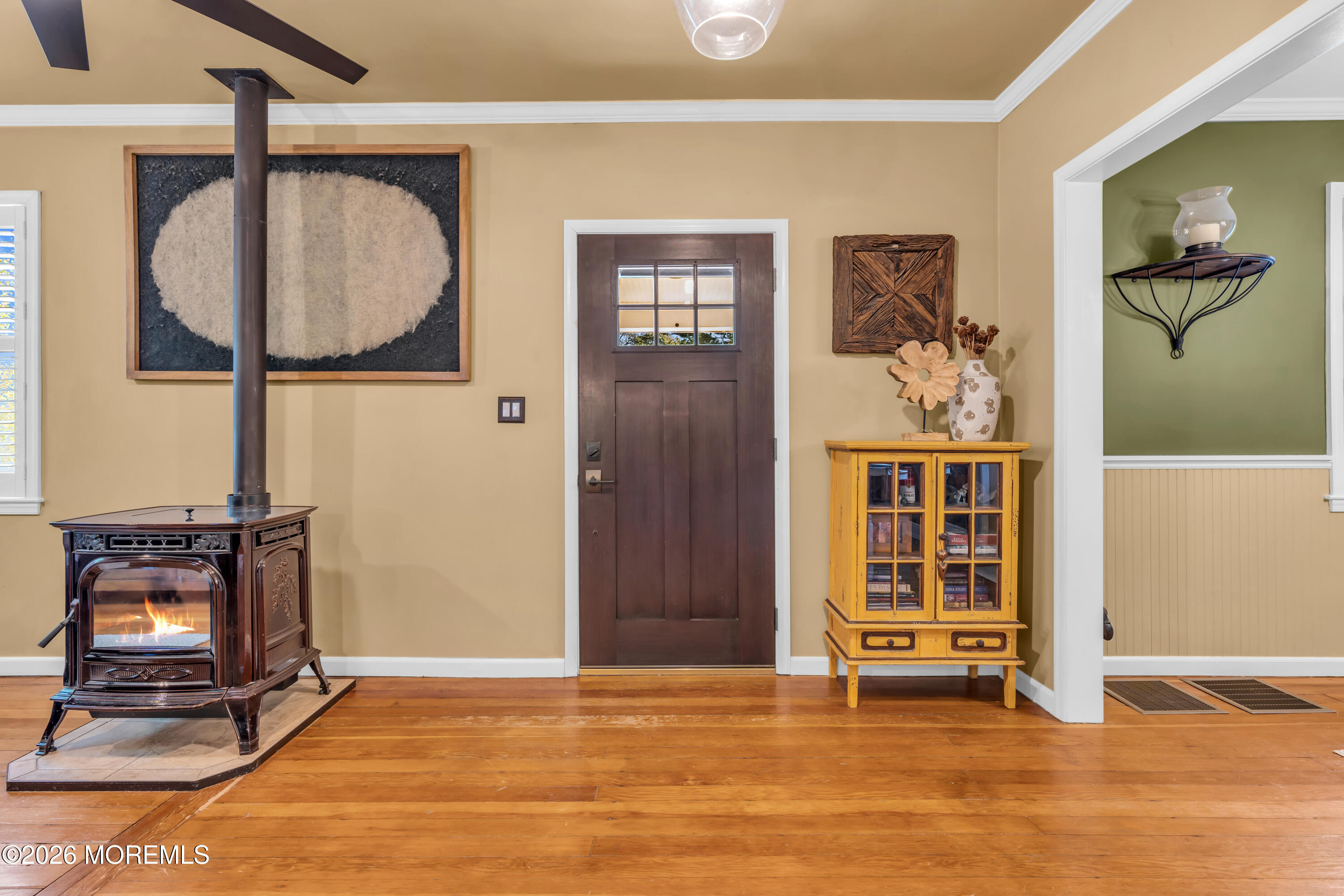 542 Clinton Avenue Belford NJ 07718