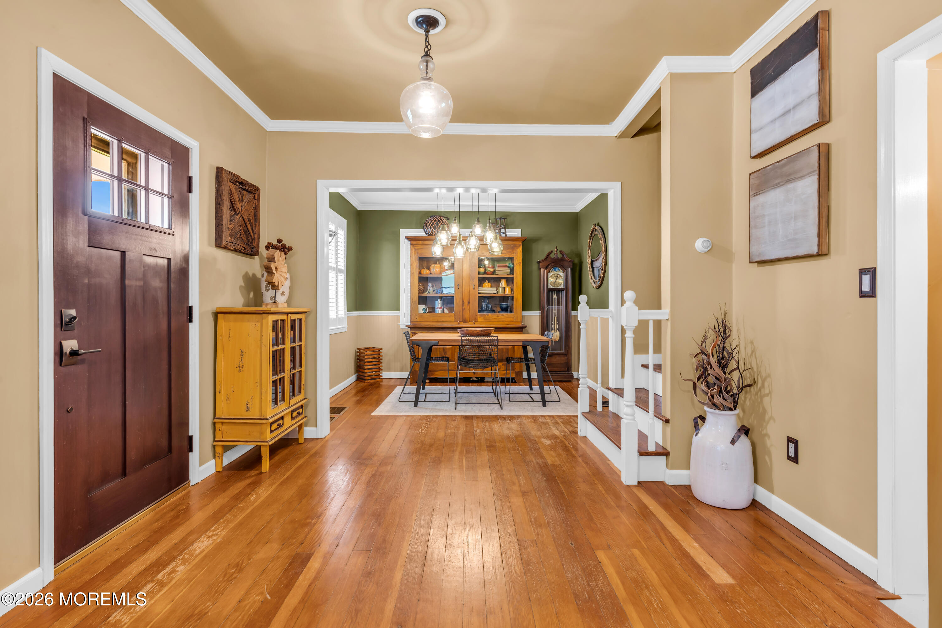 542 Clinton Avenue Belford NJ 07718
