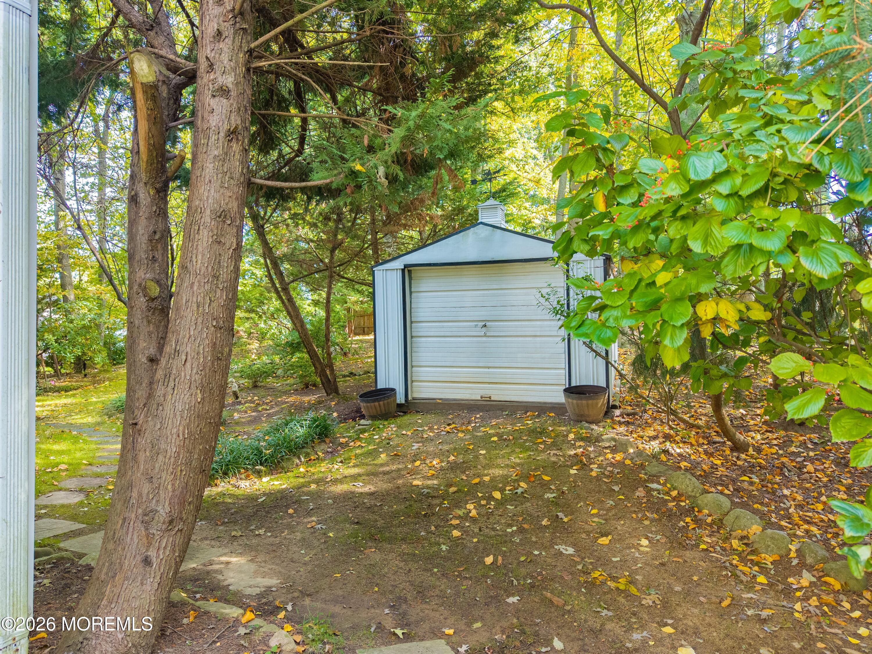 15 Cherokee Road East Brunswick NJ 08816