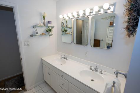 4 Wilmot Road Sayreville NJ 08872
