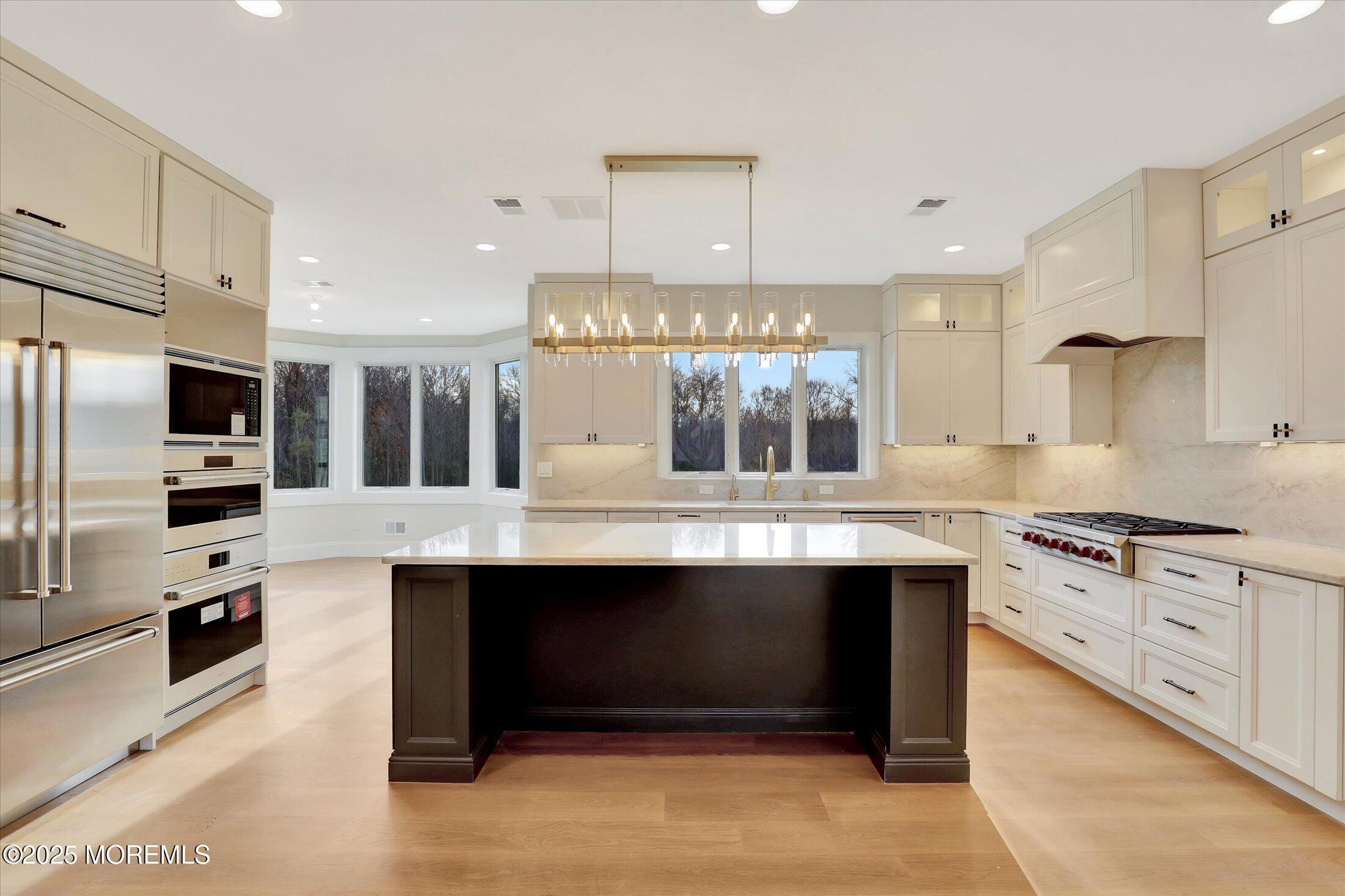 12 Cook Court Millstone NJ 08535