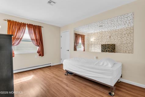 10 Picasso Court Toms River NJ 08757