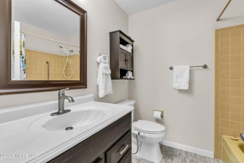 10 Picasso Court Toms River NJ 08757