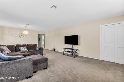10 Picasso Court Toms River NJ 08757