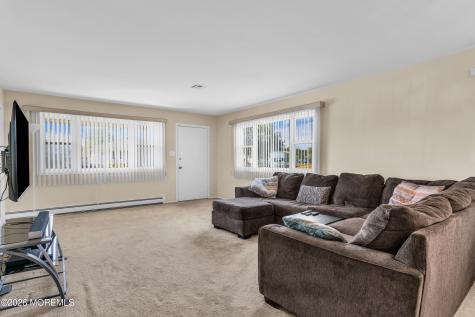10 Picasso Court Toms River NJ 08757