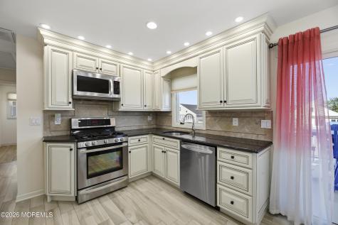 41 Pilot Road Toms River NJ 08753