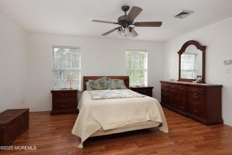 22 Roe Lane Howell NJ 07731