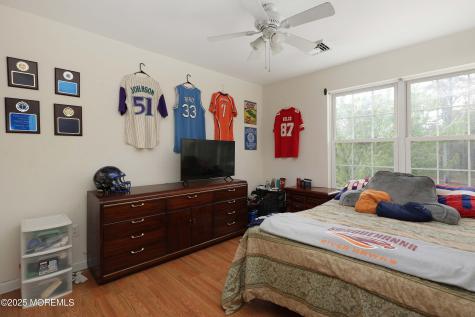 22 Roe Lane Howell NJ 07731
