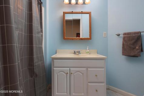 22 Roe Lane Howell NJ 07731