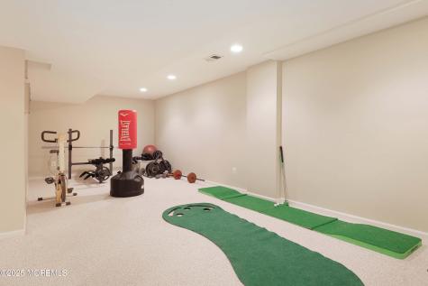 22 Roe Lane Howell NJ 07731