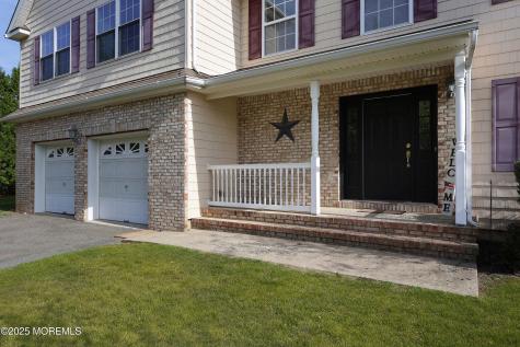 22 Roe Lane Howell NJ 07731