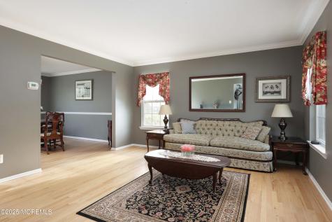 22 Roe Lane Howell NJ 07731
