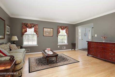 22 Roe Lane Howell NJ 07731