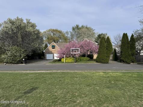 812 Mistletoe Avenue Point Pleasant NJ 08742