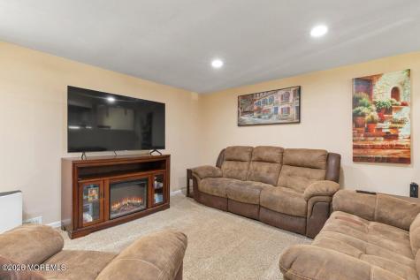 5 Scholer Drive Union Beach NJ 07735