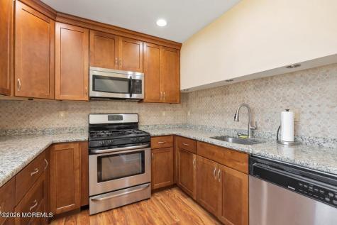5 Scholer Drive Union Beach NJ 07735